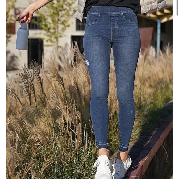 SPANX distressed high rise elastic waist Jeggings - Picture 1 of 12